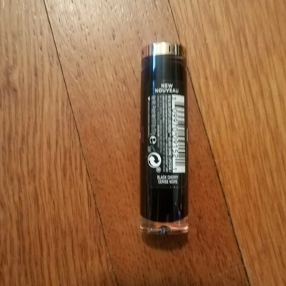New Revlon Super Lustrous Glass Shine Lipstick 012 Black Cherry